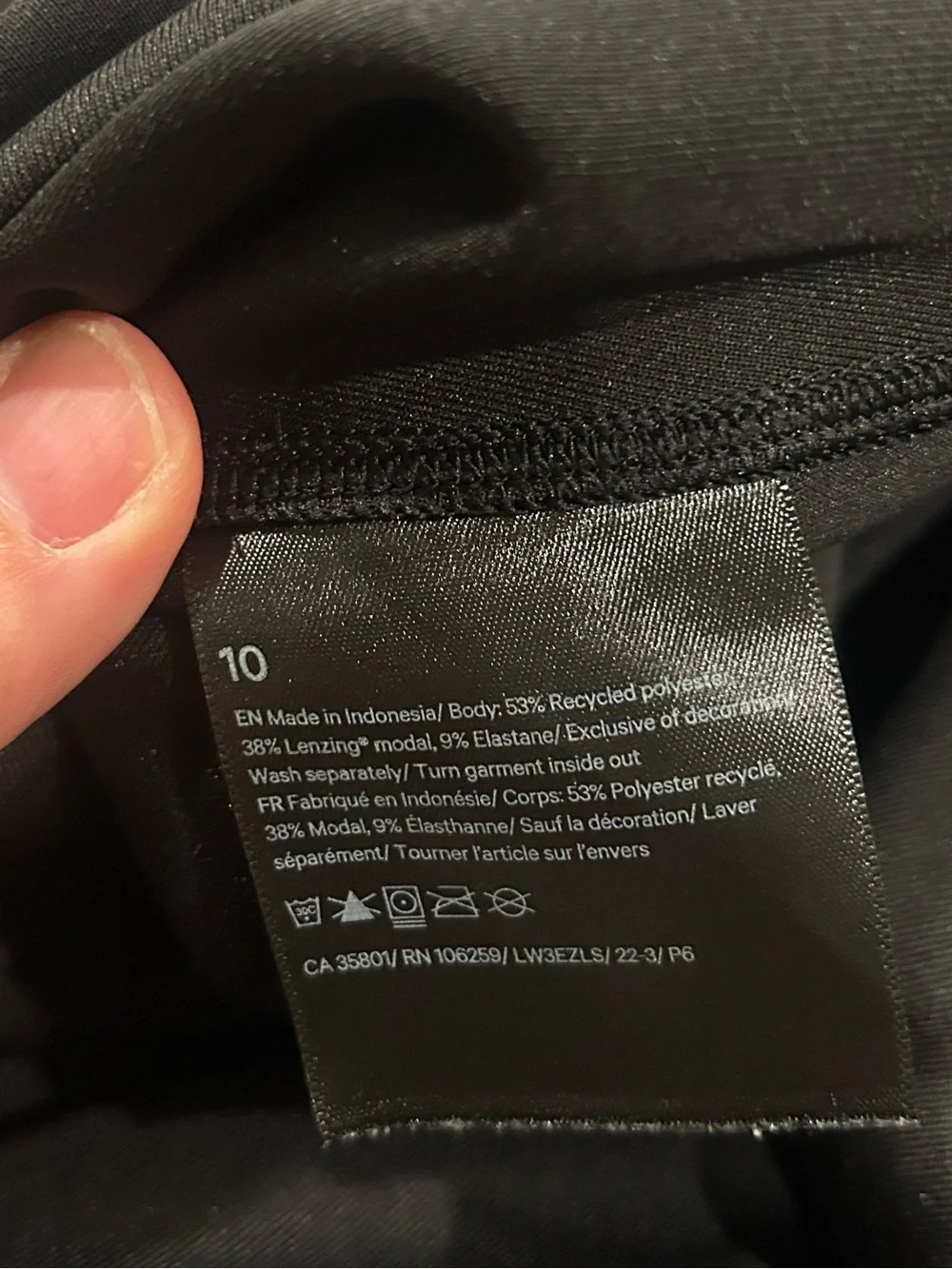 Lululemon Perfectly Oversized Cropped Crew in Softstreme fabric size 10